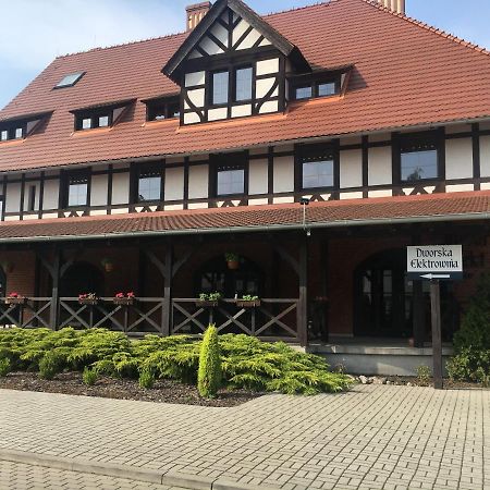 Dworska Elektrownia Hotel Kędzierzyn-Koźle Buitenkant foto
